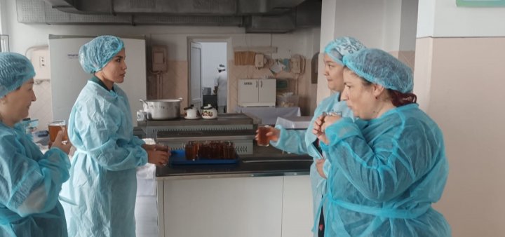 Тамақтану сапасын бақылау бойынша бракераж комиссия тобының тексеру жұмысы